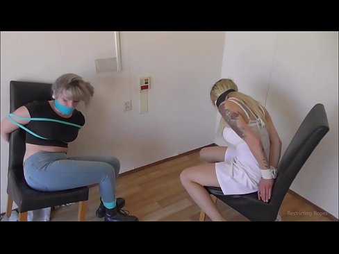 ❤️ Süchtig / gefesselt und geknebelt / Jungfrau in Nöten ️ Fuck video bei de.porngifmag.ru ﹏