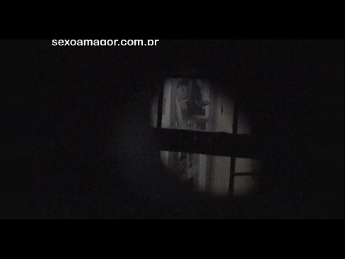 ❤️ Blondie wird heimlich von einem Voyeur aus der Nachbarschaft gefilmt, der sich hinter Hohlblocksteinen versteckt ️ Fuck video bei de.porngifmag.ru ﹏